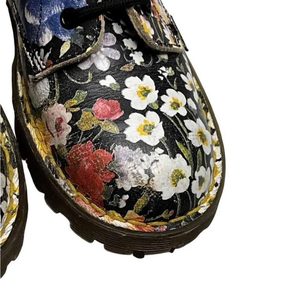 Vintage Dr. Martens Sienna Miller Floral Boots‎